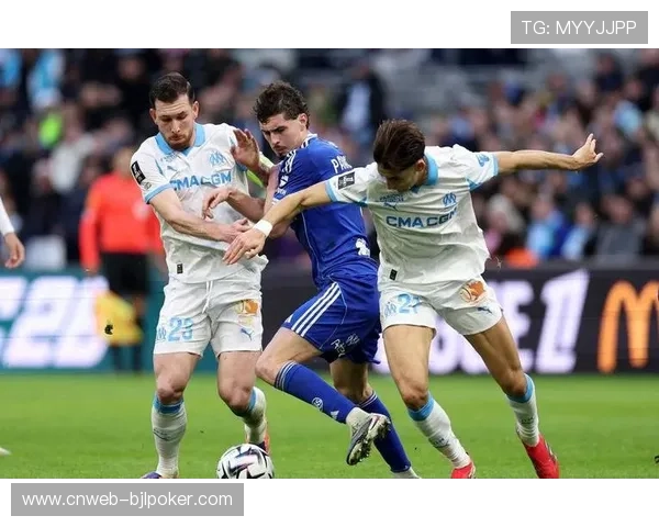 法甲欧战资格关键战前瞻：马赛主场迎战斯特拉斯堡，换帅风波成最大变数